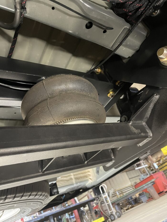 2015+ FORD TRANSIT 350HD DRW 2-STAGE REAR AIR SUSPENSION