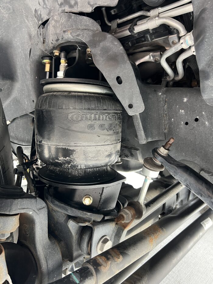 2019+ RAM 2500/3500 4X4 2-Stage Front Air Suspension