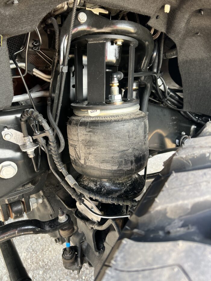 2023+ Ford F-450/F-550 Chassis Cab Air Suspension