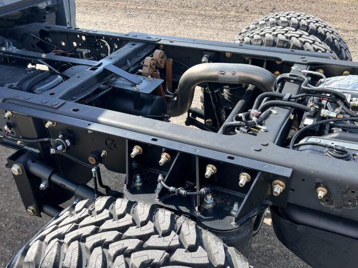 2023+ Ford F-450/F-550 Chassis Cab Air Suspension