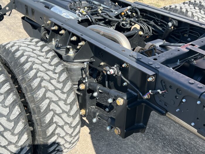 2023+ Ford F-450/F-550 Chassis Cab Air Suspension