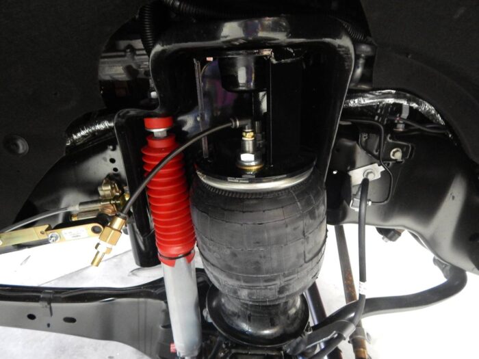 2011-2016 Ford Super Duty 4X4 2-Stage Front Air Suspension Leveling Kit - Image 4