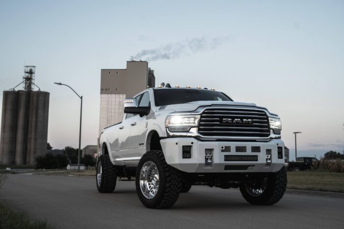 2019+ RAM 5-6" Air Suspension Lift Kit