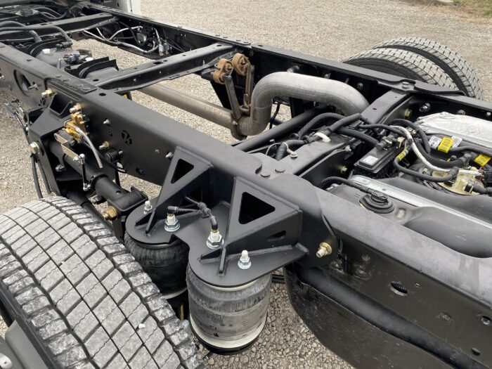 2017-2022 Ford F-450/550 Chassis Cab Stock Height Front & Rear Air Suspension - Image 11