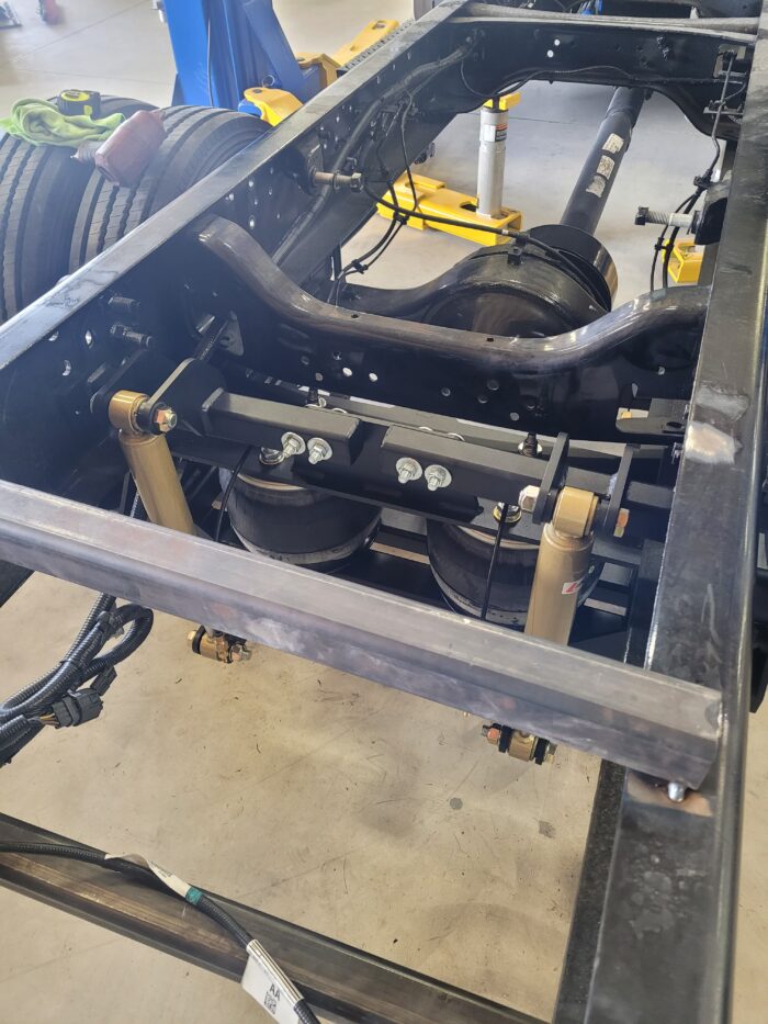2024+ Ford F-650/F-750 2-Stage Rear Air Suspension - Image 8