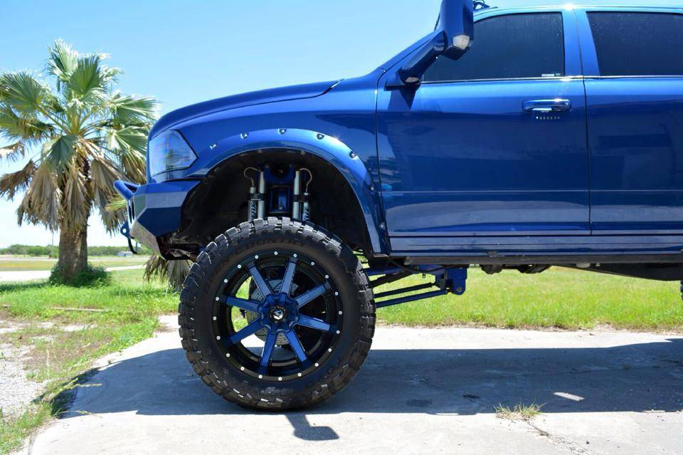 2010-2013 Ram 2500/3500 4X4 8-10" Front Air Suspension