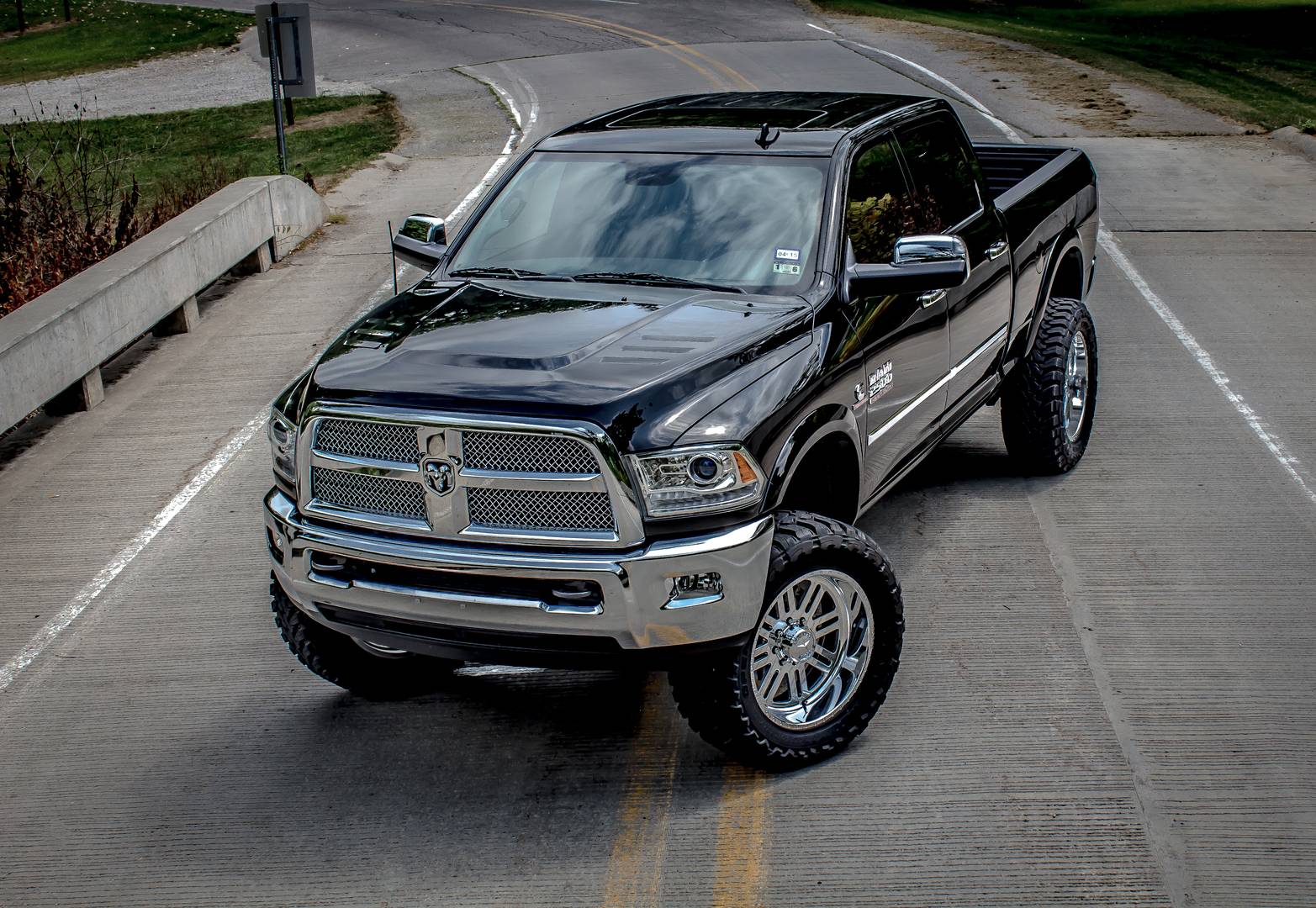 2014-2018 Ram 2500 4X4 5-6" Rear Air Suspension