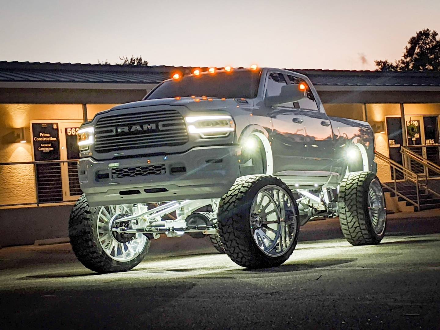 2019+ RAM 2500 4X4 10-12" Rear Air Suspension