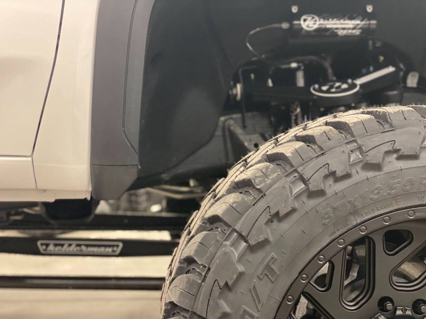 2020+ GMC 2500/3500 Front Fender Flare Caps